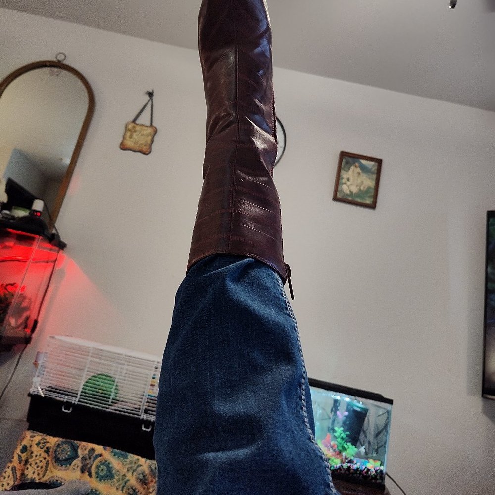 Women's leather boots size seven and a half